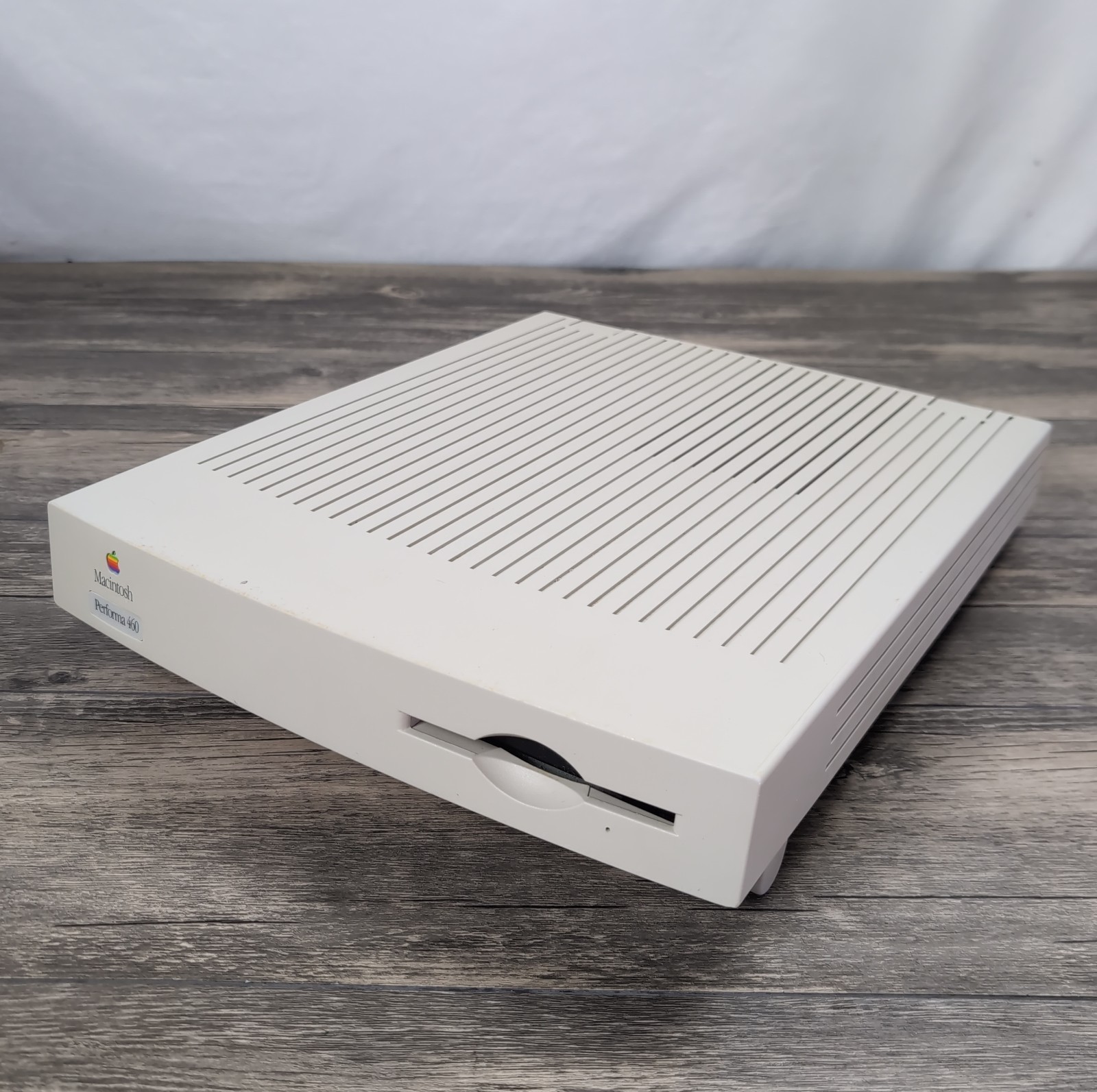 VTG Apple Macintosh Performa 460 Desktop Computer Tested Works No Power Supply
