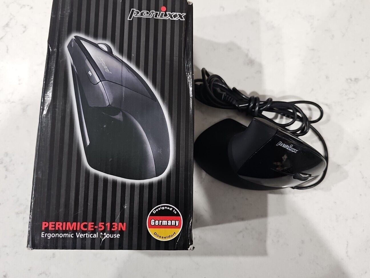 Perixx Ergonomical Vertical Mouse, Perimice-513N. Black, Wired 4 IBM. Right hand