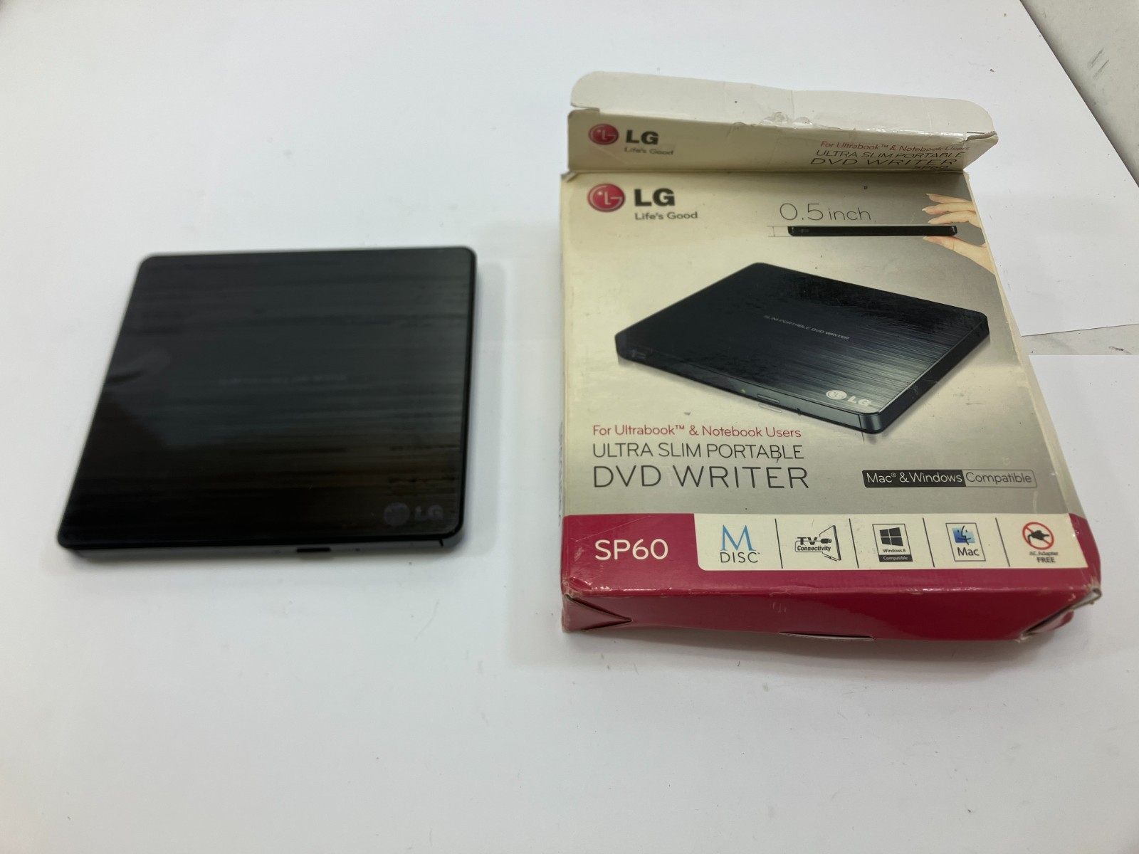 LG SP60 SP60NB50 Slim External DVD Writer ~ No Cables Included