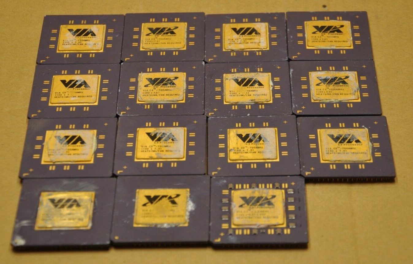 Lot of 15 Via C3 - 700AMHz 700MHz 100x 7 vintage FOR CPU GOLD RECOVERY