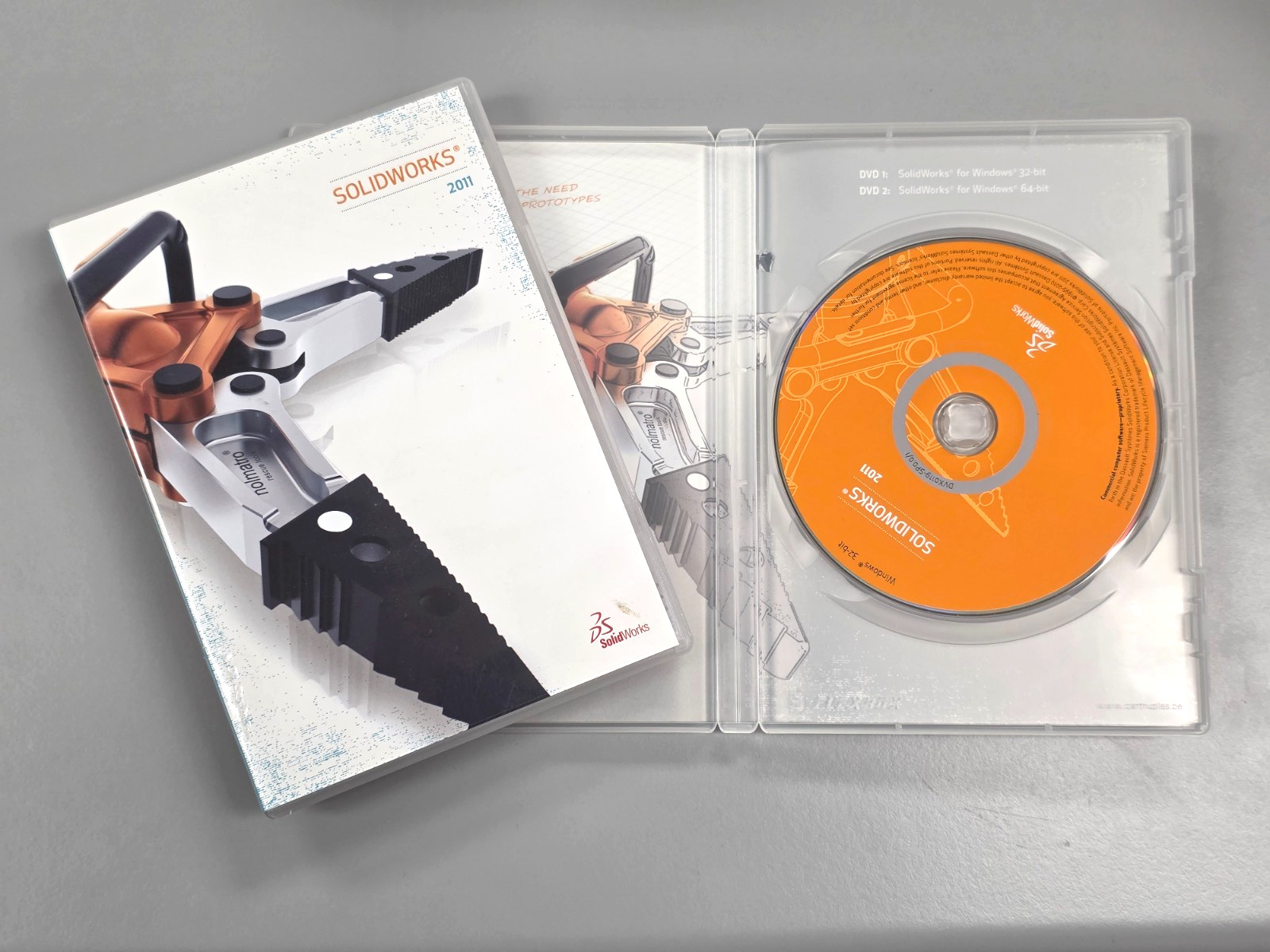 (2) DVD Solidworks 2011 Windows Software Discs Windows 32-bit 64-bit