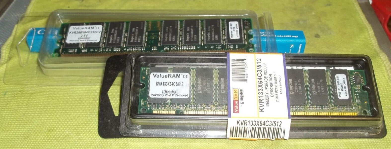 Kingston ValueRAM 512 MB DIMM 133 MHz SDRAM Memory (KVR133X64C3/512)
