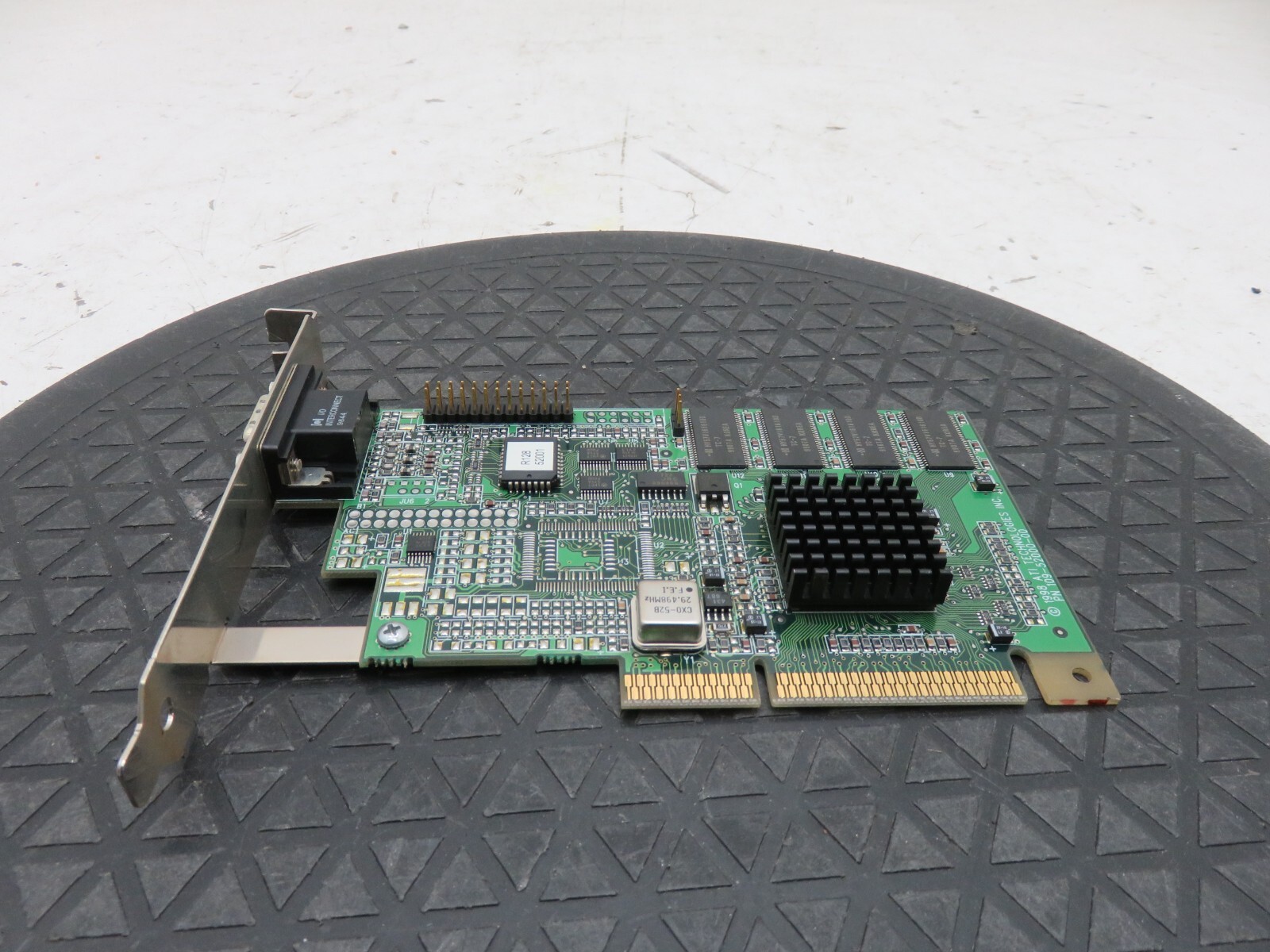 ATi Rage 128 109-52000-00 AGP VGA Video Graphics Card