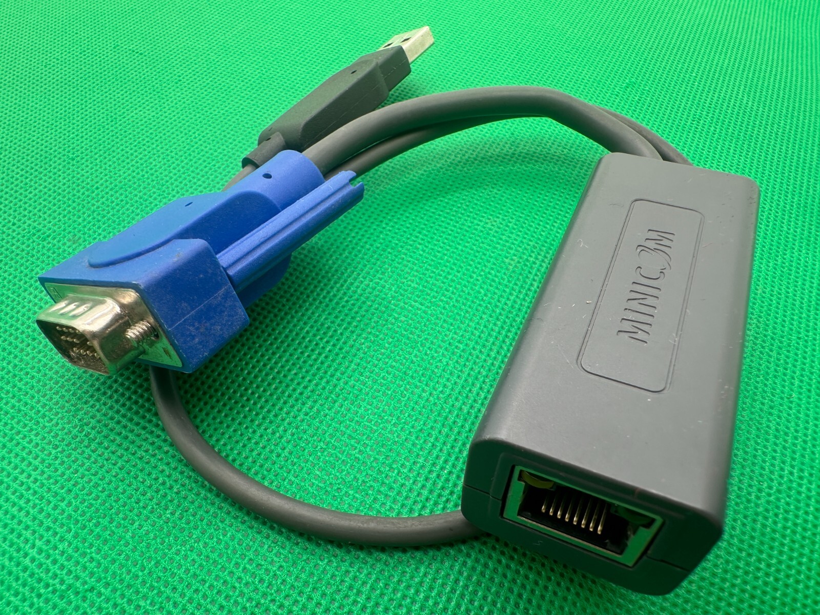 MiniCom Tripp-Lite 1SU51079 USB Smart 108 116 KVM IP Switch Module