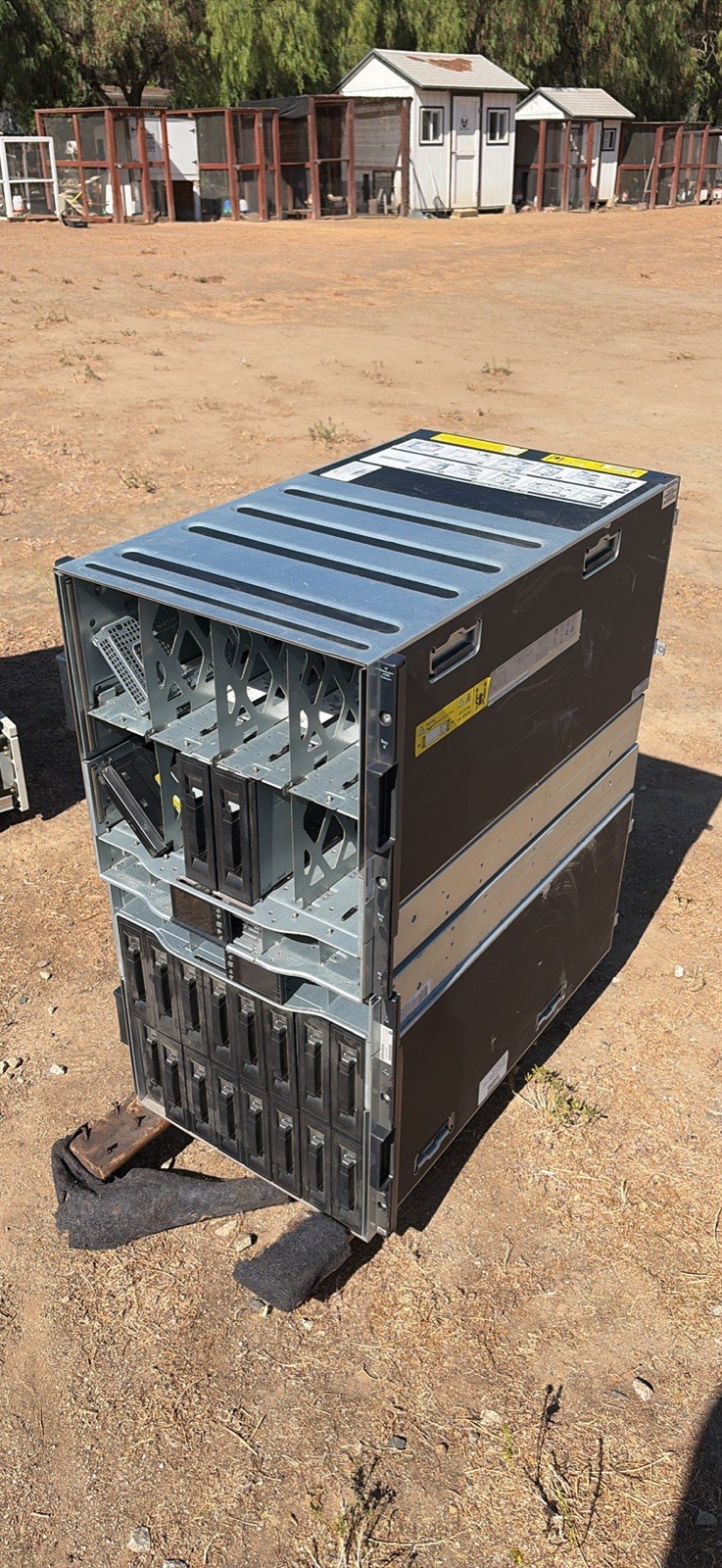 2 HP BLADESYSTEM C7000 G3 GEN3 PLATINUM BLADE CHASSIS comes w/everything you see