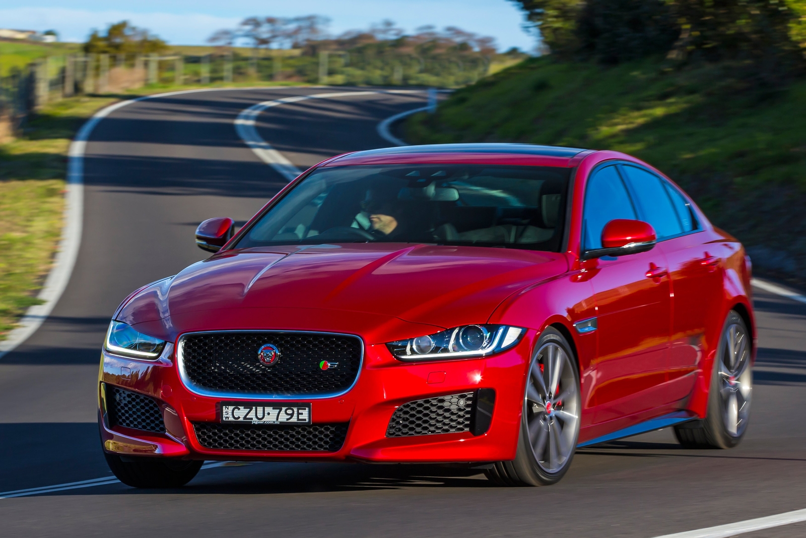 Cars 2015 jaguar xe s au spec x e Desk Mat Stitched