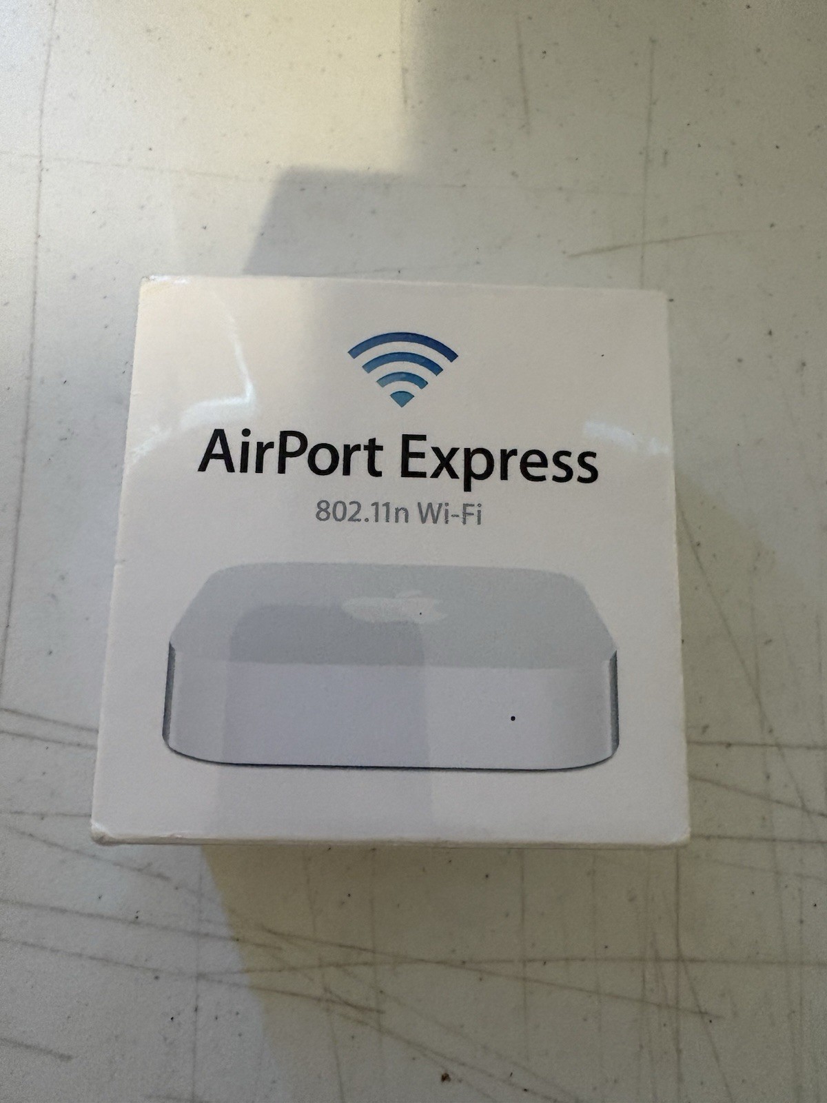 Apple AirPort Express 802.11n 3rd Generation ( MC414LL/A ) A1392 —  New Sealed