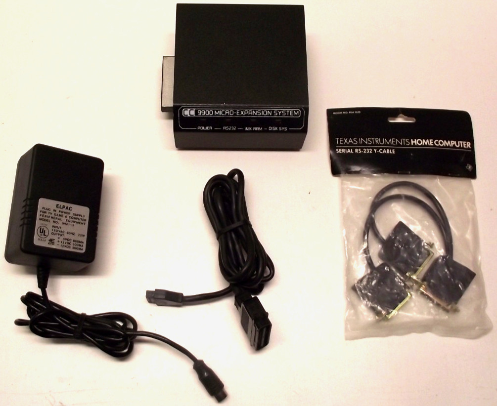 CorComp 9900 Micro Expansion System TI 99 TI994A G2U w/ cords Untested Turns On