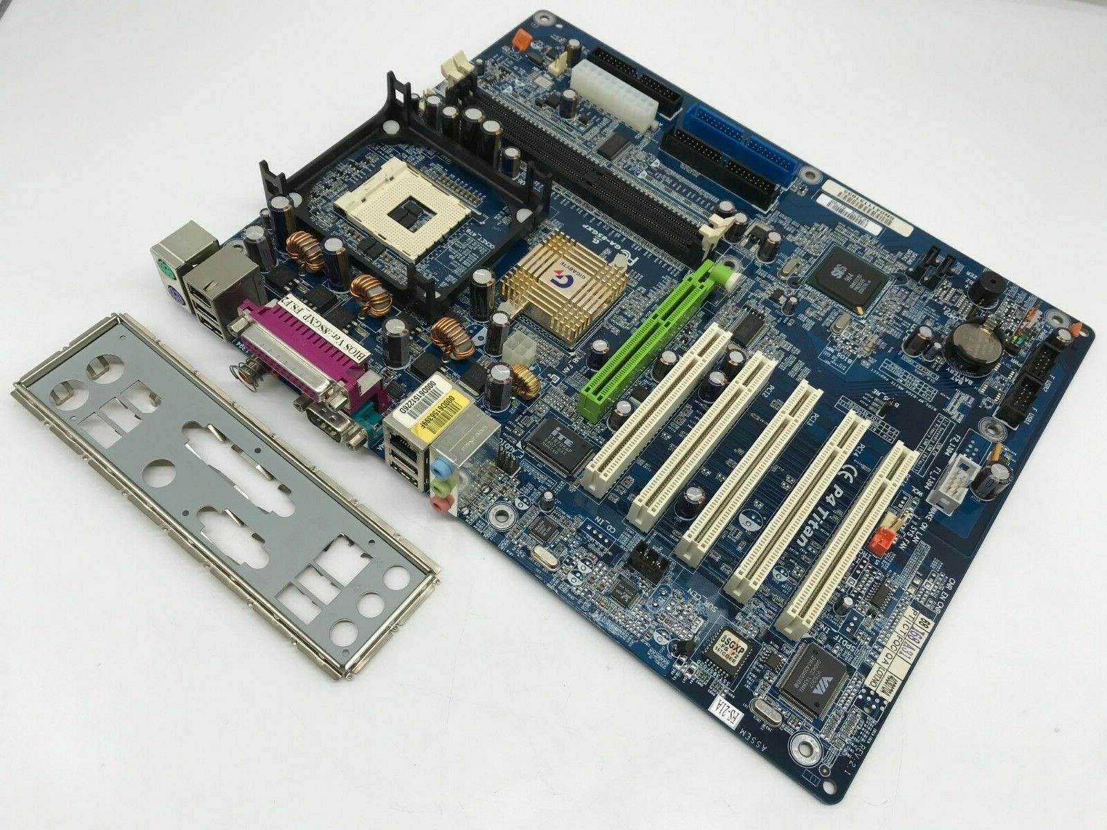 Gigabyte GA-8SGXP Rev:2.1 P4 Titanium DDR1 - ATX - Socket 478 -with I/O Shield#M1162