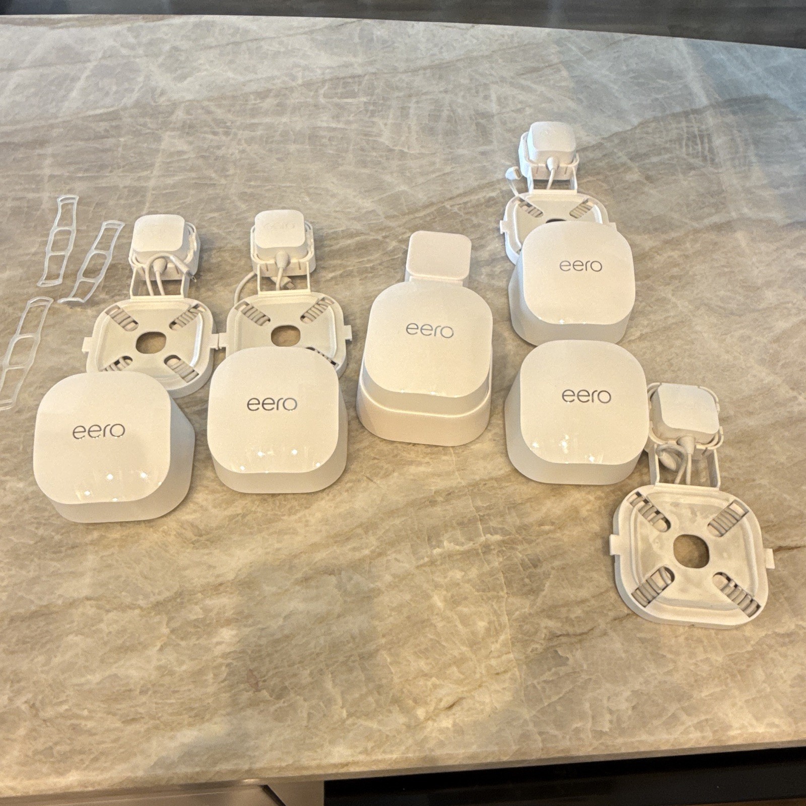 Amazon eero Plug-In Mesh Wi-Fi Extender Add-On Units, Model eero, White