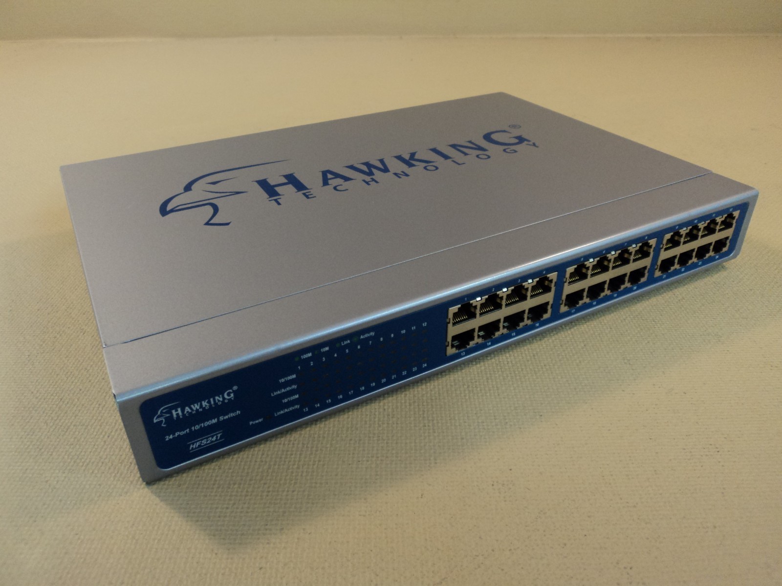 Hawking Technology 24 Port 10 100M Switch Rack Mount HFS24T