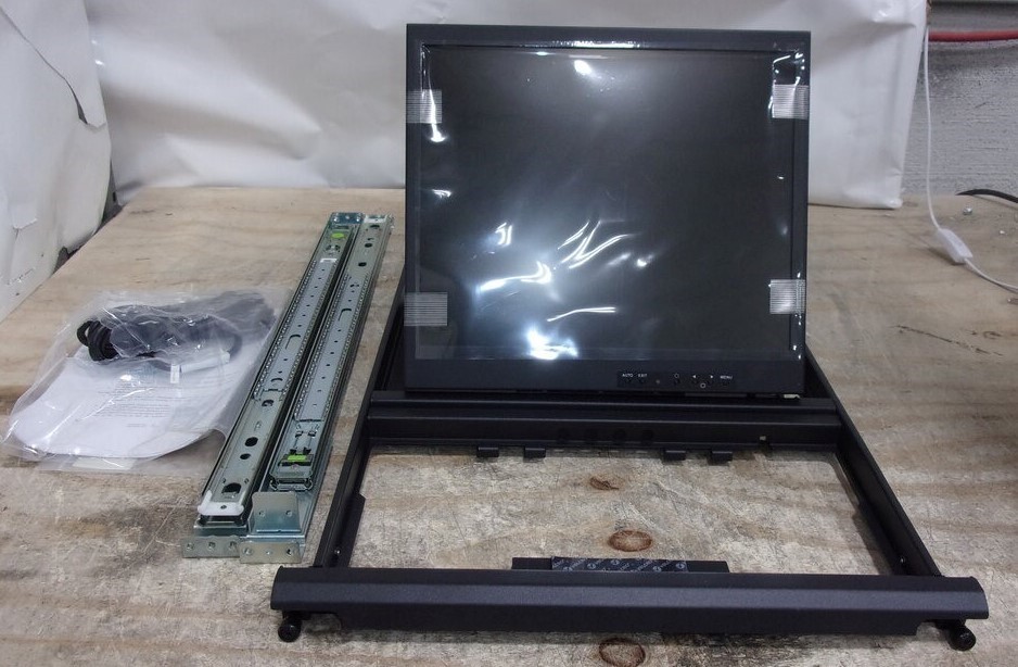 NEW GTECH MON2145-LCD 82300286-000 Black 1U 17" RACKMOUNT LCD/Shelf WITH RAILS