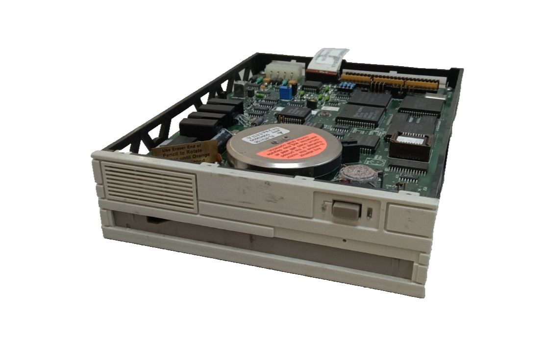 Iomega Beta 20CA 01077200 Vintage Optical Drive SCSI 50-Pin