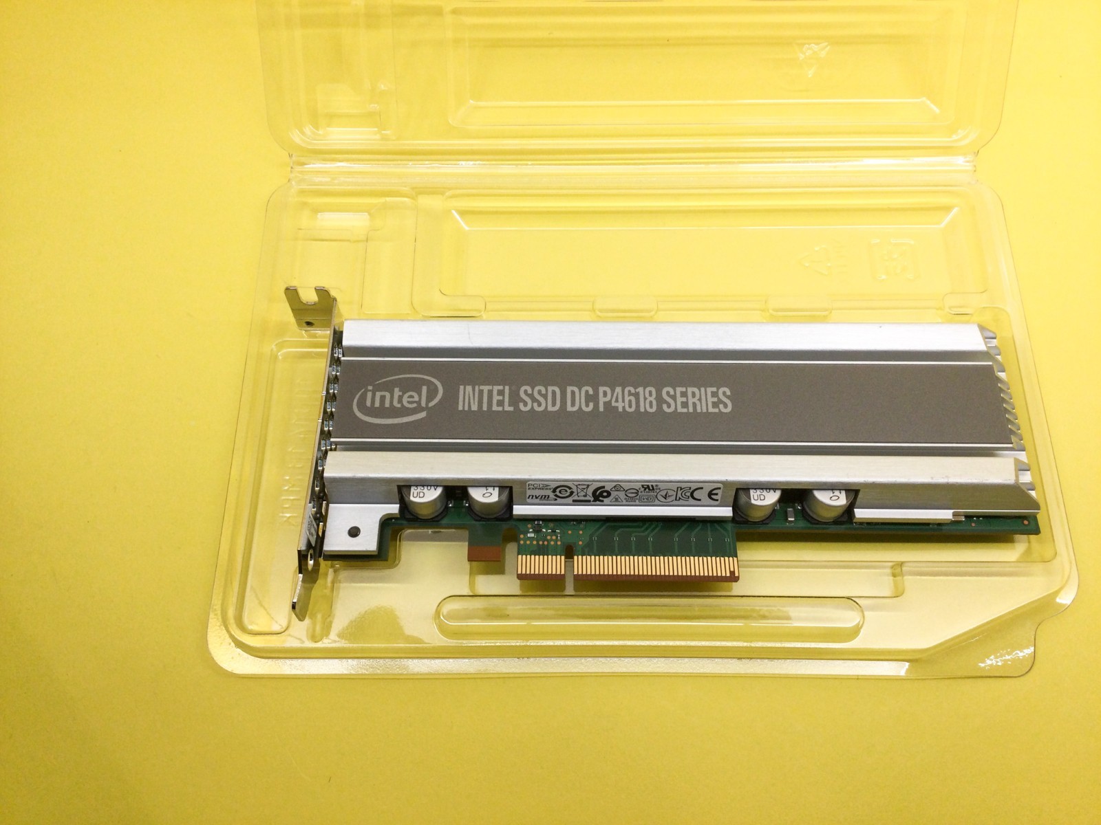 7361454 Sun Intel DC P4618 6.4TB PCIe NVMe HHHL Internal SSD SSDPECKE064T8S