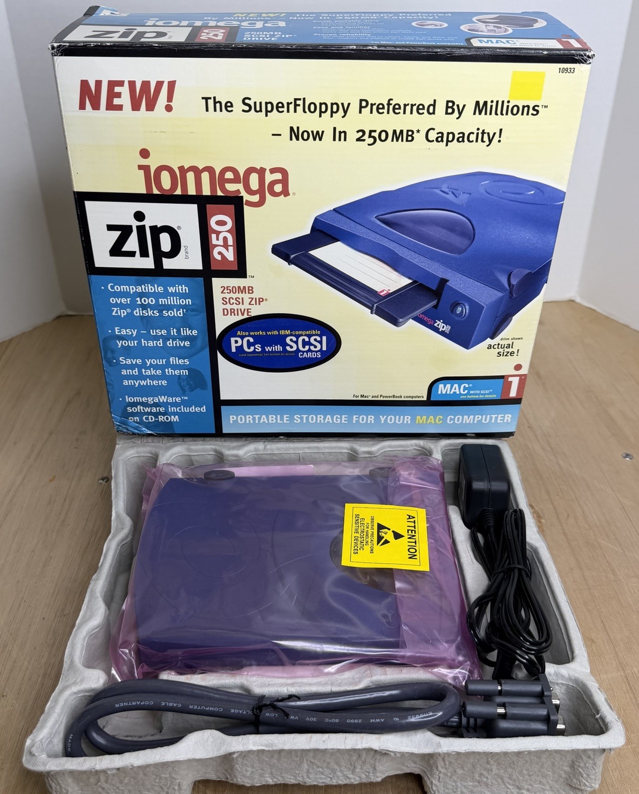 IOMEGA ZIP 250 MB EXTERNAL SCSI ZIP DRIVE FOR MAC POWERBOOK VTG RETRO NOB 10933