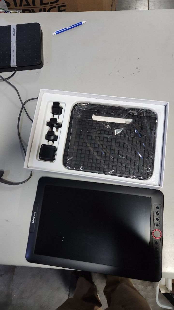 XP-PEN Pen Display Drawing Graphics Tablet with Stand & Power Adapters
