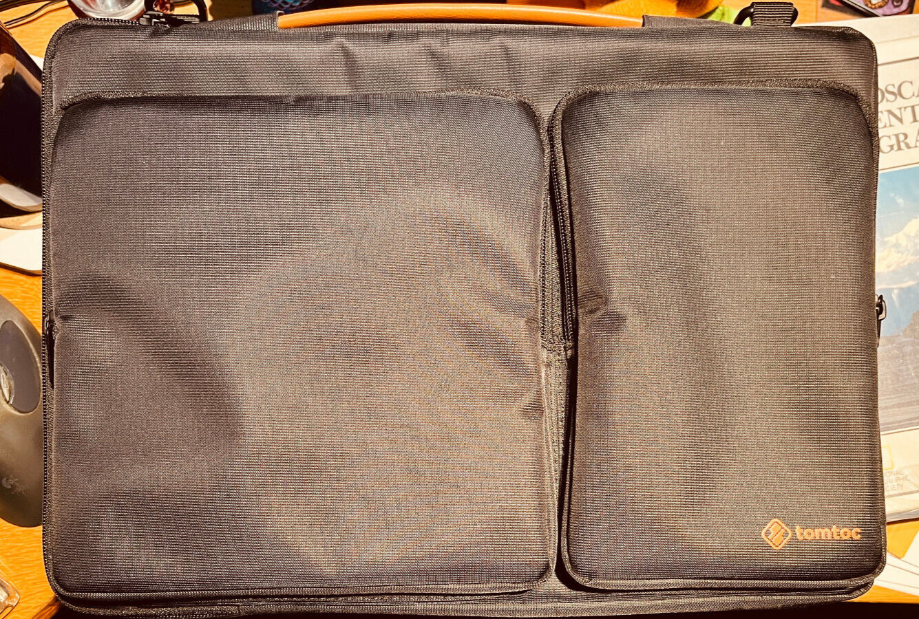Tomtoc Defender Handbag For 13 or 14 inch MacBook Pro & Air, Dark Brown