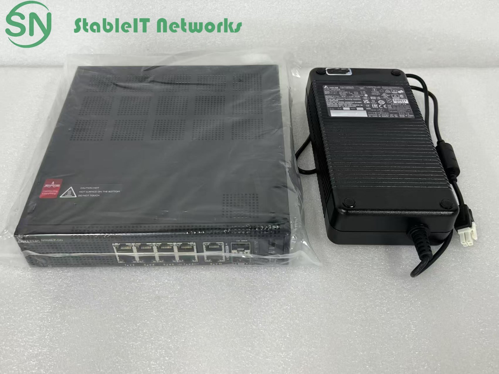 Dell N1108EP-ON 8x1G PoE & 2x1G SFP & 2x1G RJ45 Switch With 54V AC Power Adapter