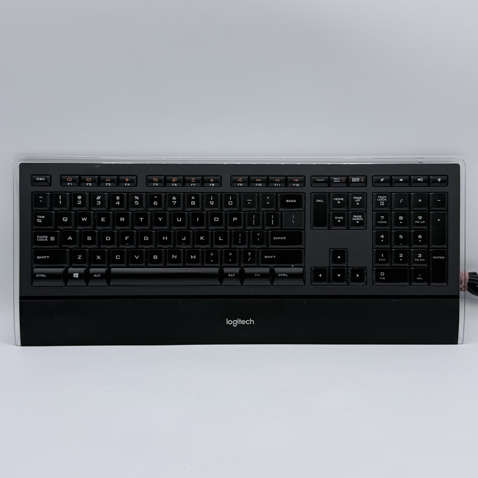 Logitech K740 Illuminated Keyboard Slim USB Wired Backlit Y-UY95 Tested/Working