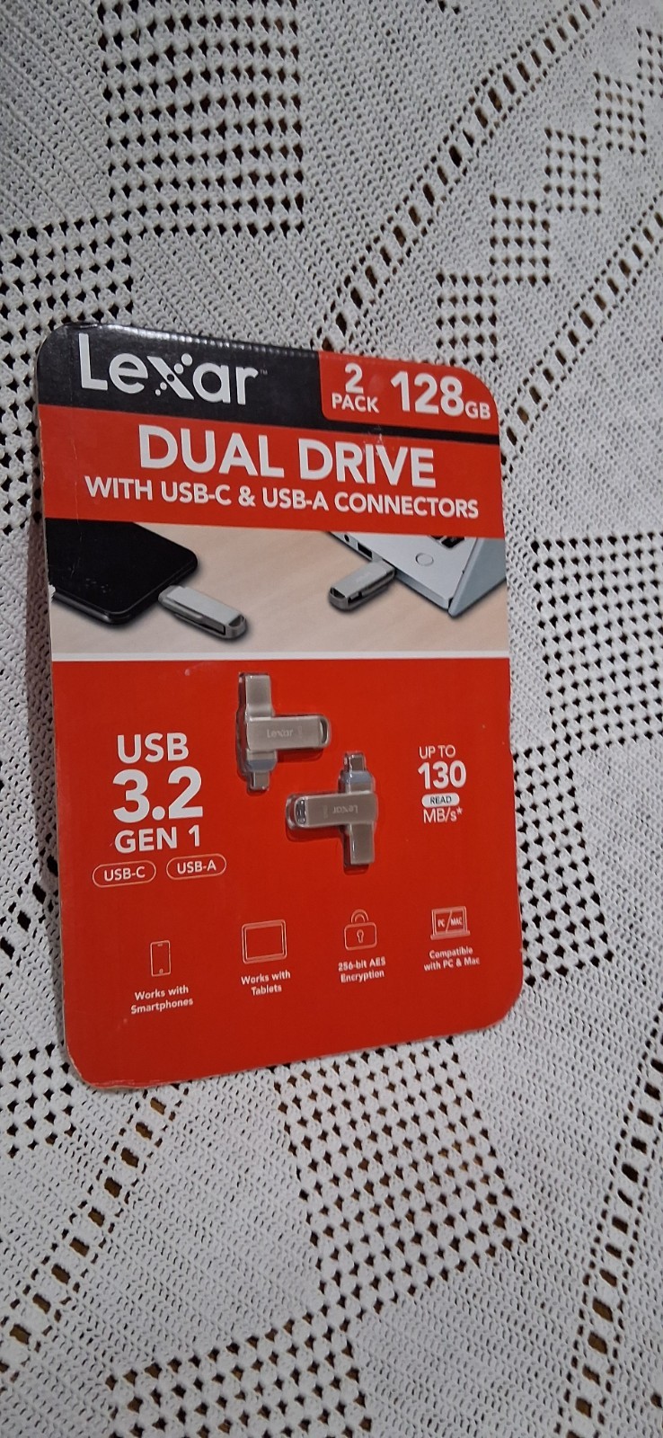 BRAND NEW Lexar DUAL DRIVE with USB-C & USB-A. 3.2 GEN 1 (128GB x 2 PACK)