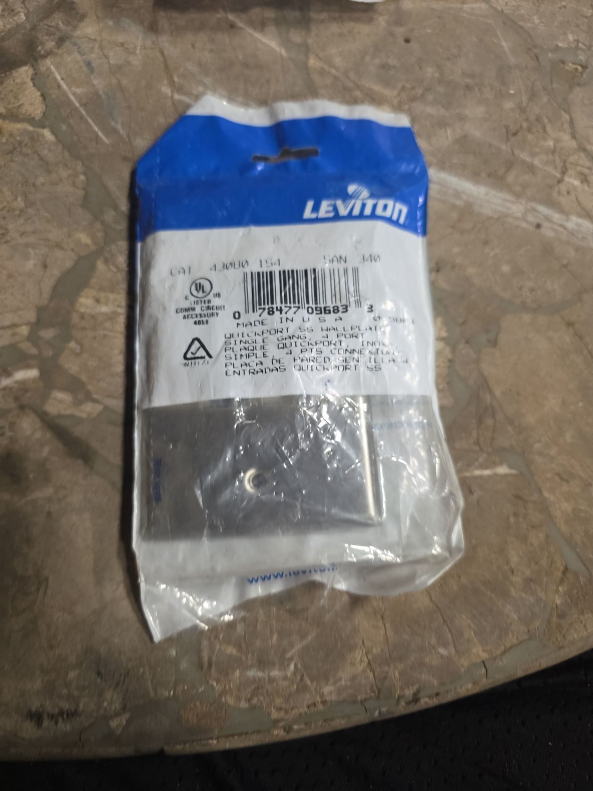 Leviton QuickPort Single Gang 4-Port Stainless Steel Wallplate