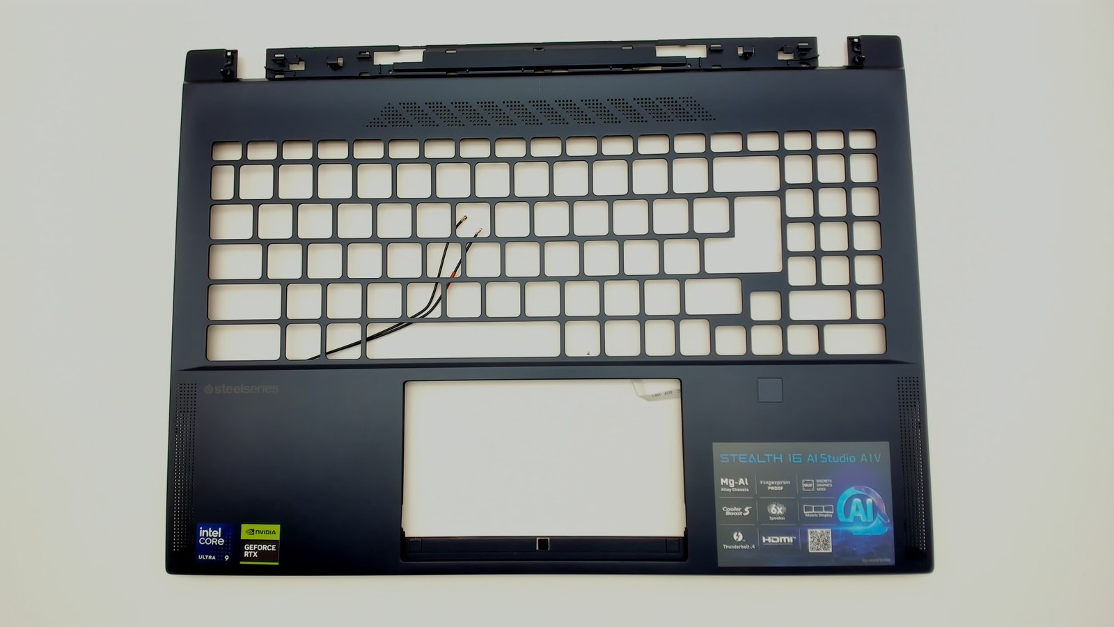 MSI Stealth16 Studio A1V Palmrest Top Case