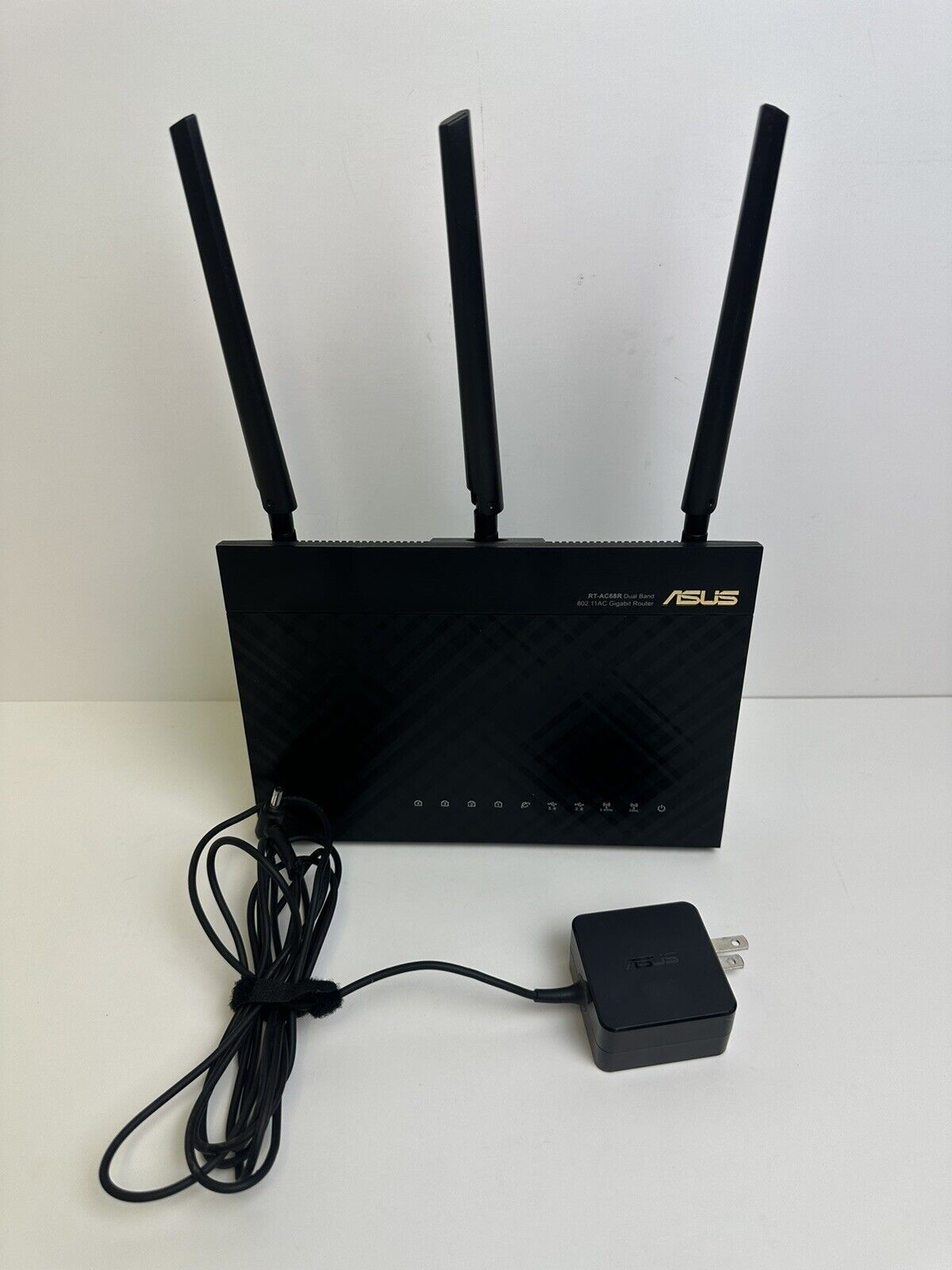 ASUS RT-AC68U AC1900 4 Port Gigabit Wireless AC Router