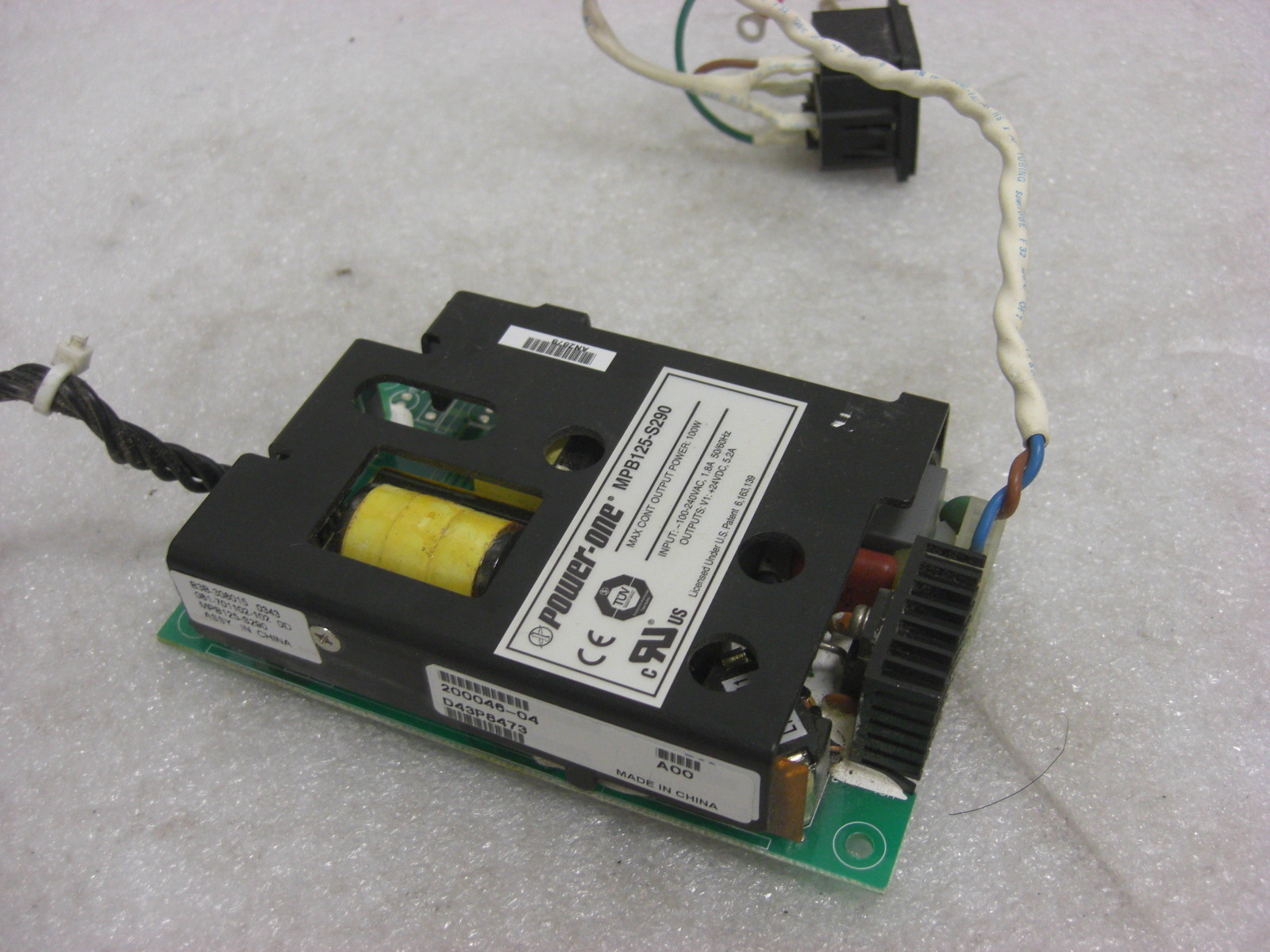 Power-one mpb125-s290 100w power supply