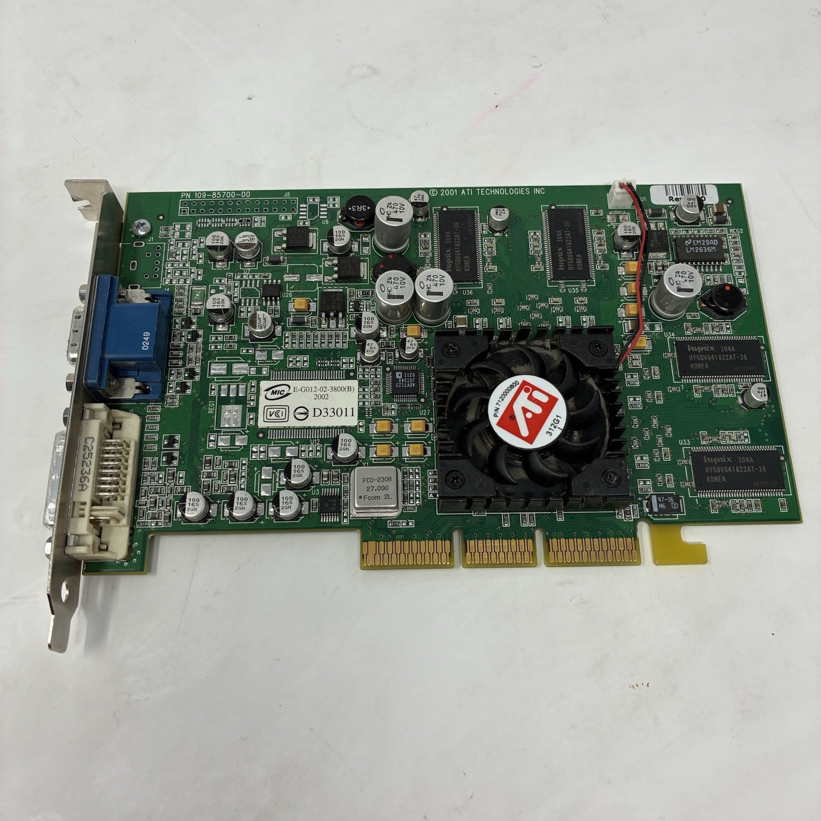 AGP card ATI R200 Fire GL 64MB 4X 109-85700-00 PN: 1028570703 Dell 4Y905 04Y905