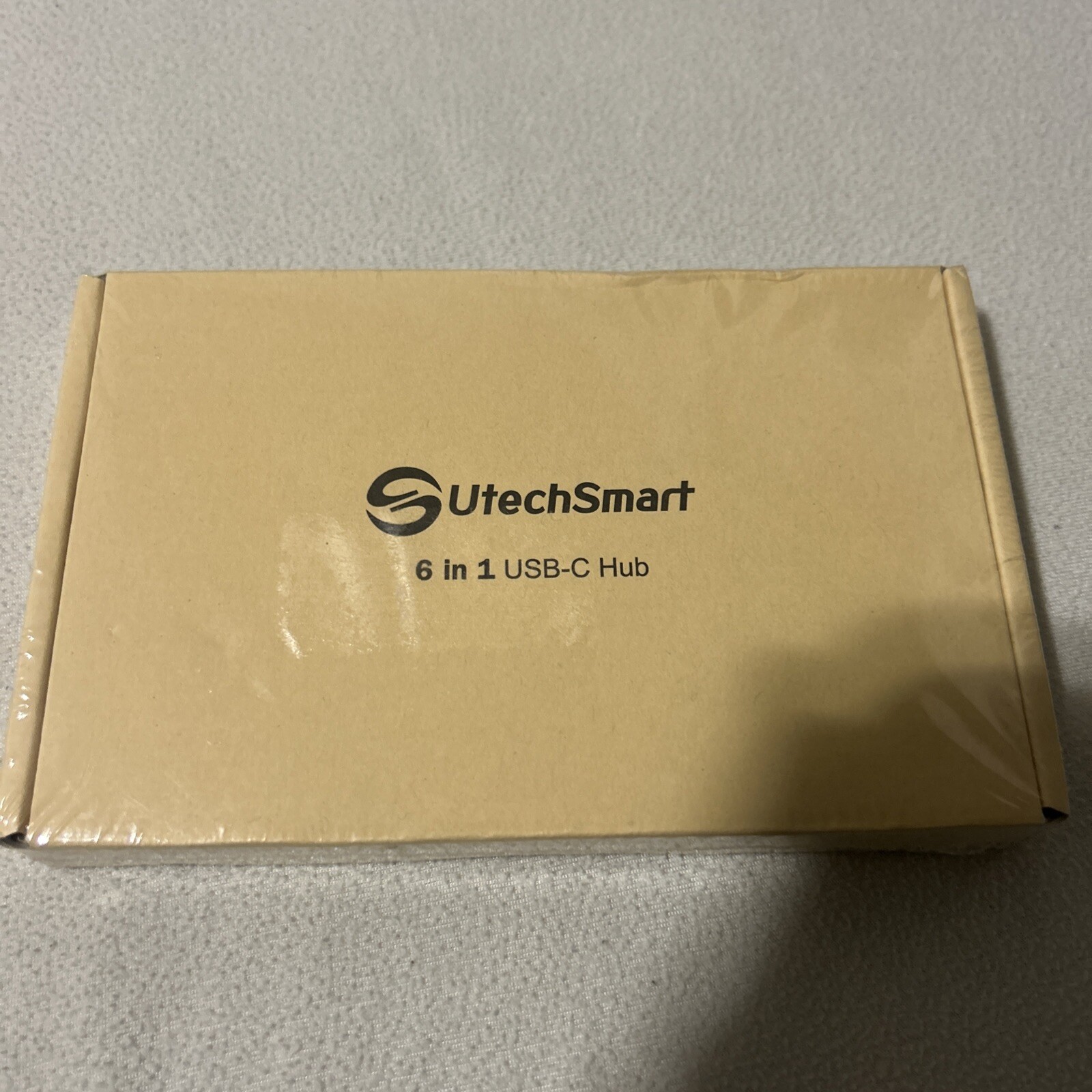 UtechSmart USB-C Hub; 6 in 1 USB C Dock UCN3273 NEW/SEALED