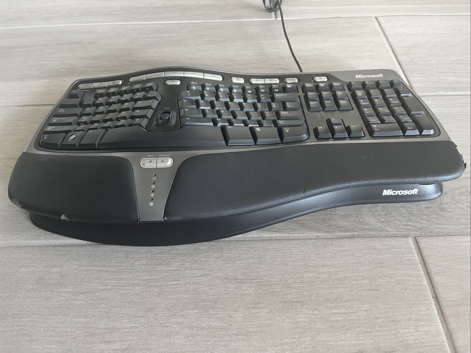 Microsoft Natural Ergonomic Keyboard 4000 V1.0 KU-0462 Black Wired USB Tested