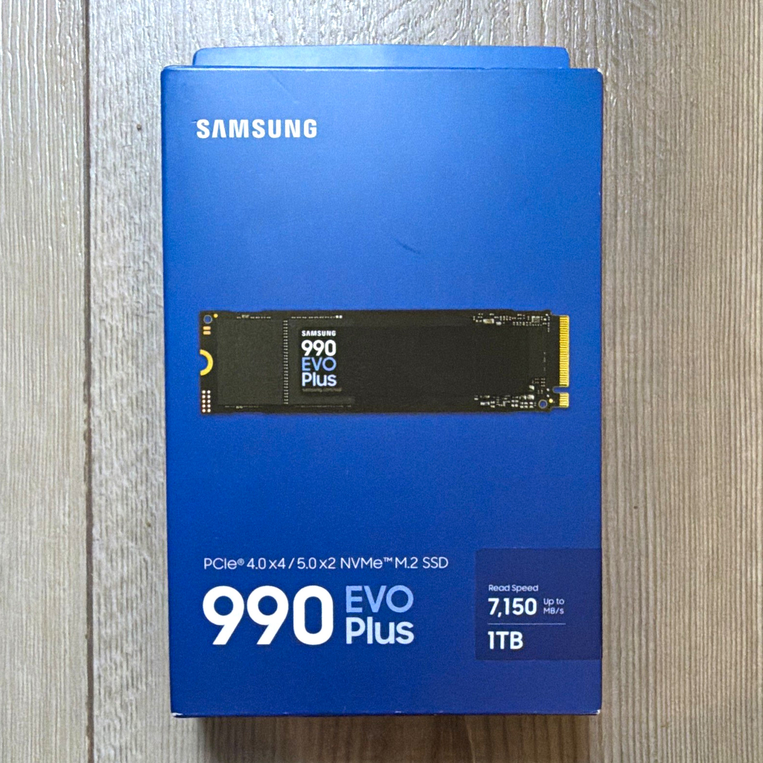 Samsung 990 EVO Plus 1TB NVMe M.2 Internal SSD PCIe 4.0 7150MB/s
