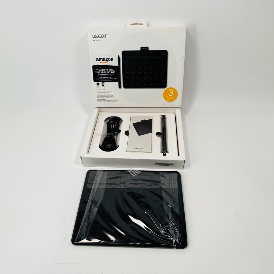 Wacom Intuos Drawing Tablet NEW Open Box