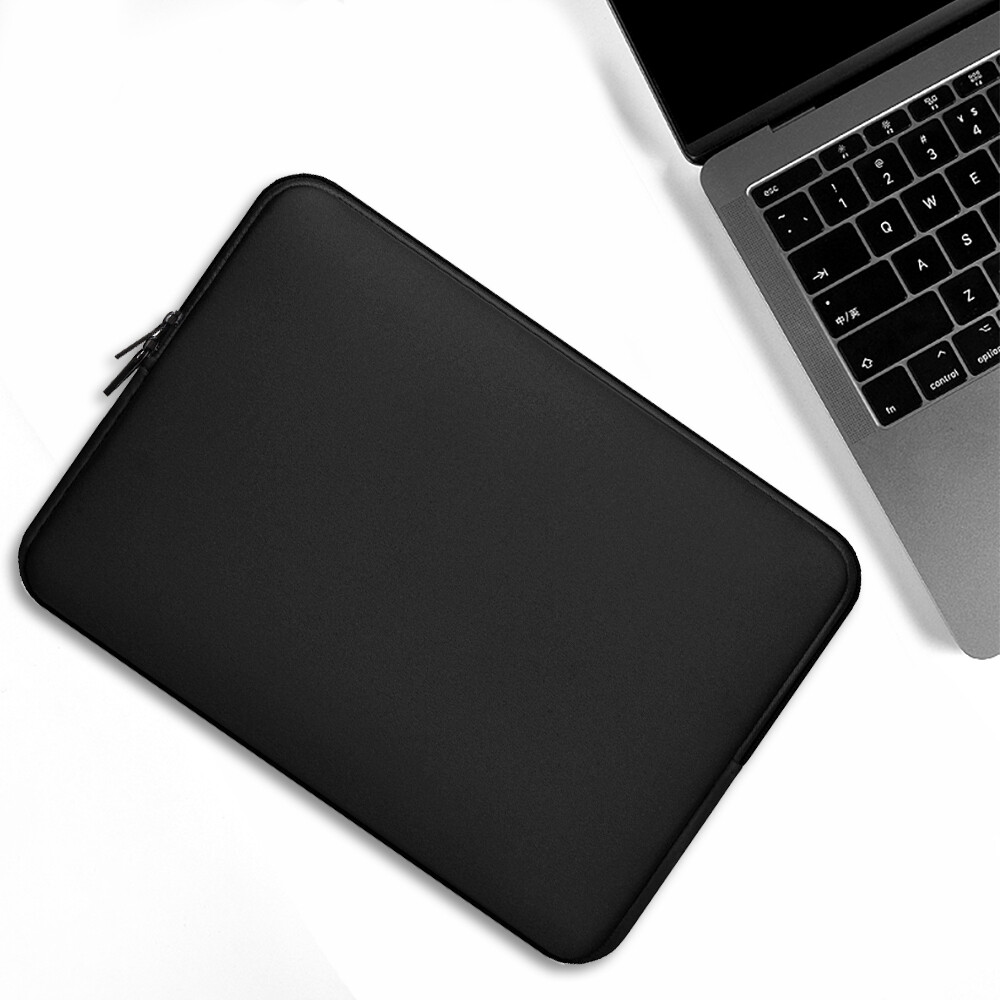 Classic Universal Sleeve, Compatible with 15" Laptops, Lightweight Protection