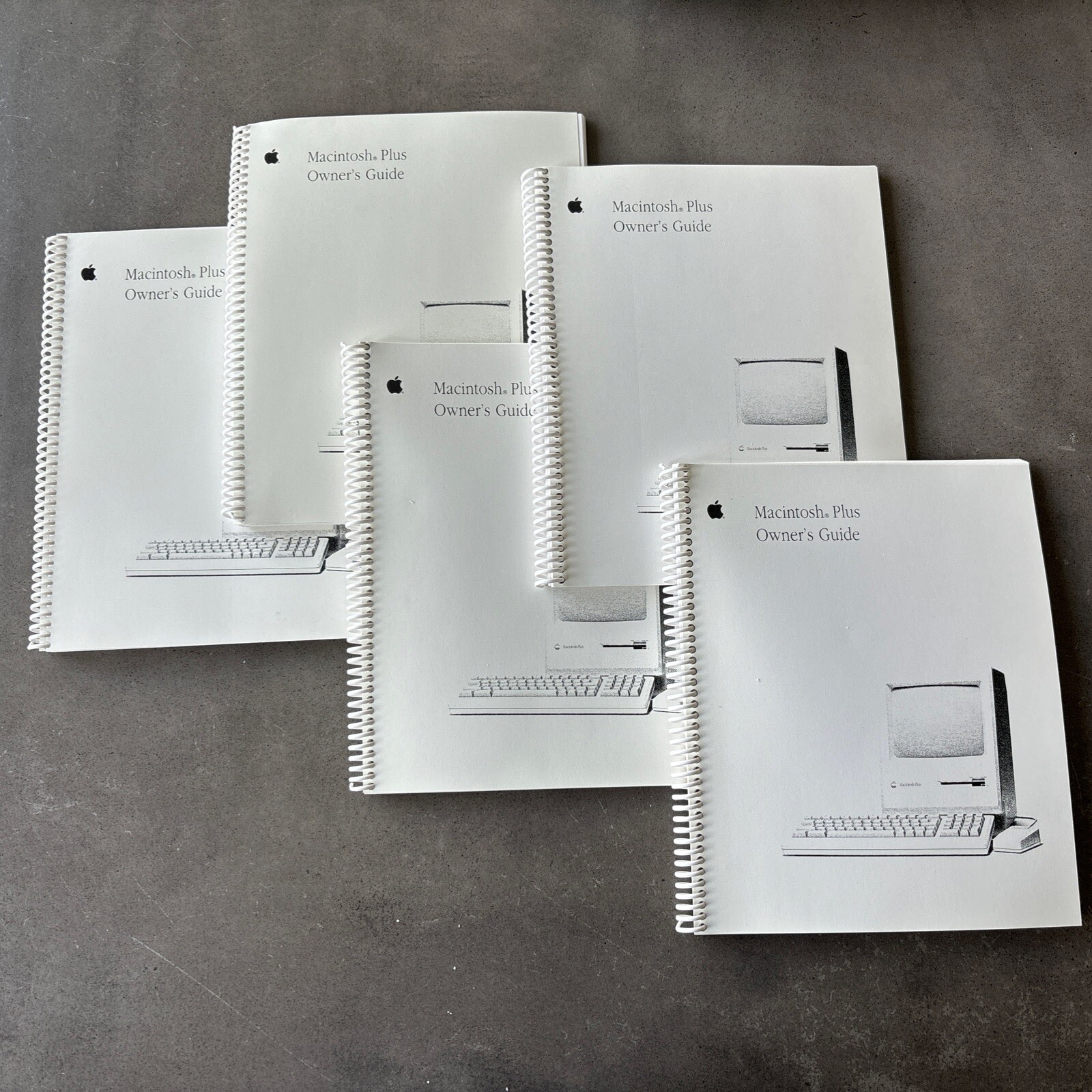 Five New Macintosh Plus Owners Guide Manuals for Apple Computer - 101 Pages