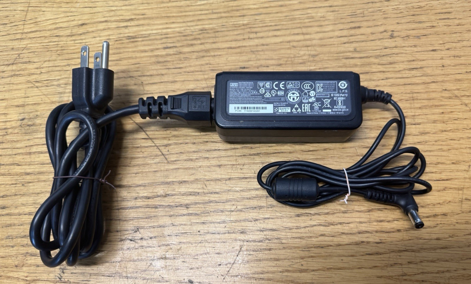 AC Power Adapter APD Asian Power Devices DA-40A19 Acer ADP-40PH BB Lcd Monitor