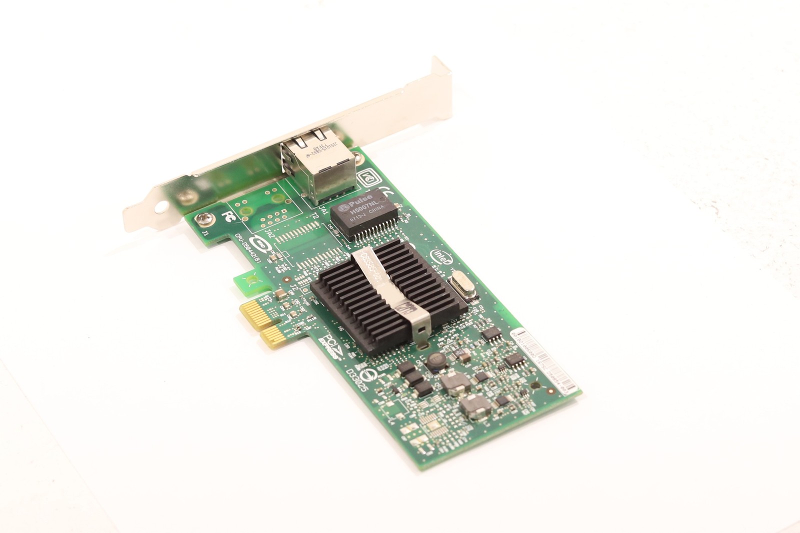 Intel PRO/1000 PT Single-Port Gigabit PCIe Desktop Adapter P/N: EXPI9300PTBLK