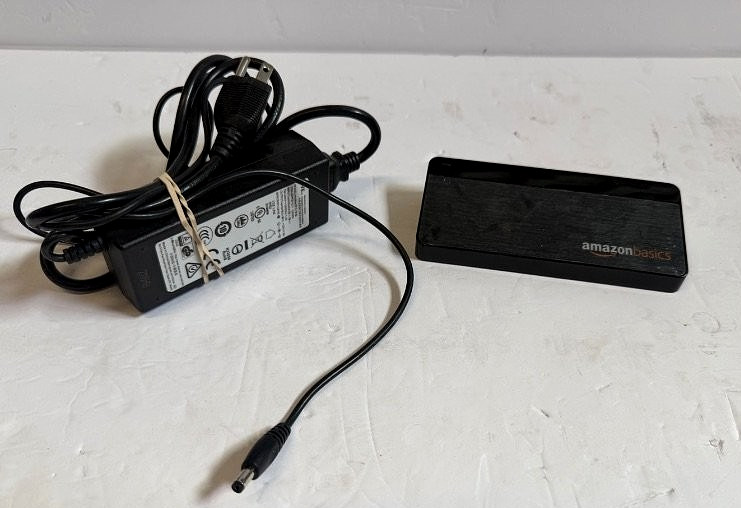 GENUINE Amazon Basics 7 Port USB 3.0 Hub With Power Supply (4B-B2)