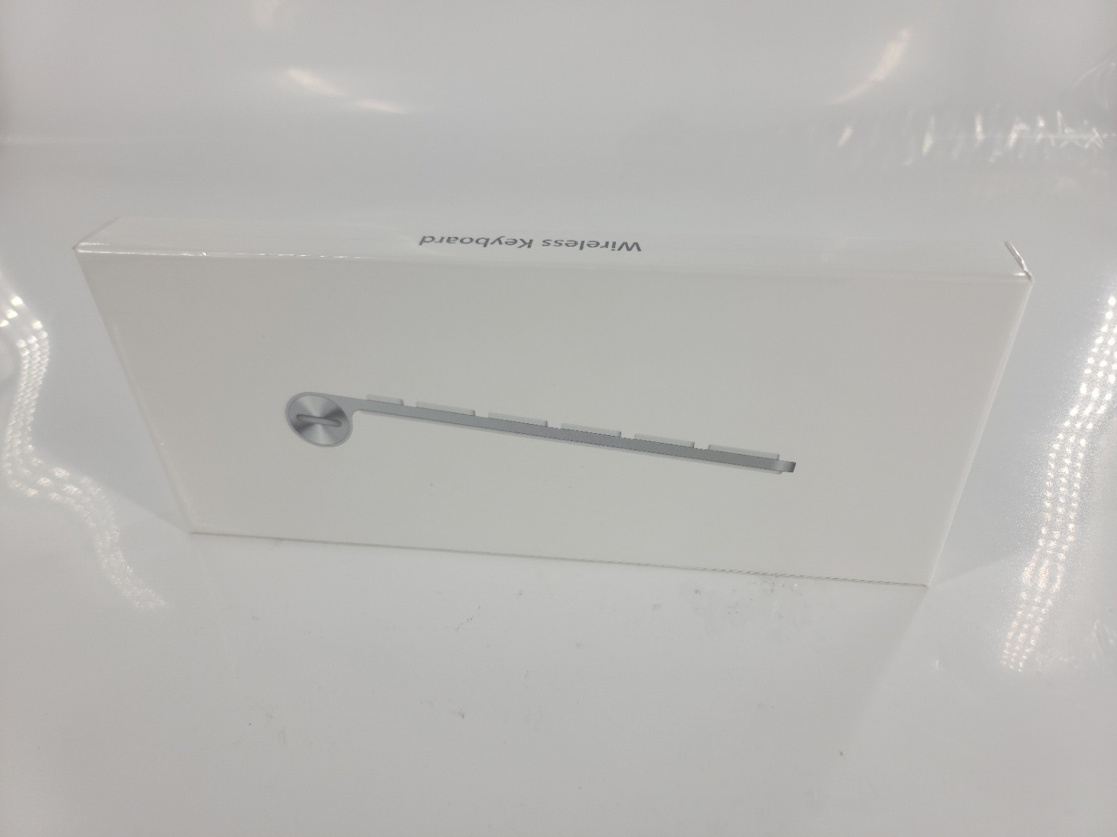 Apple Wireless Keyboard A1314 MC184LL/B White English 