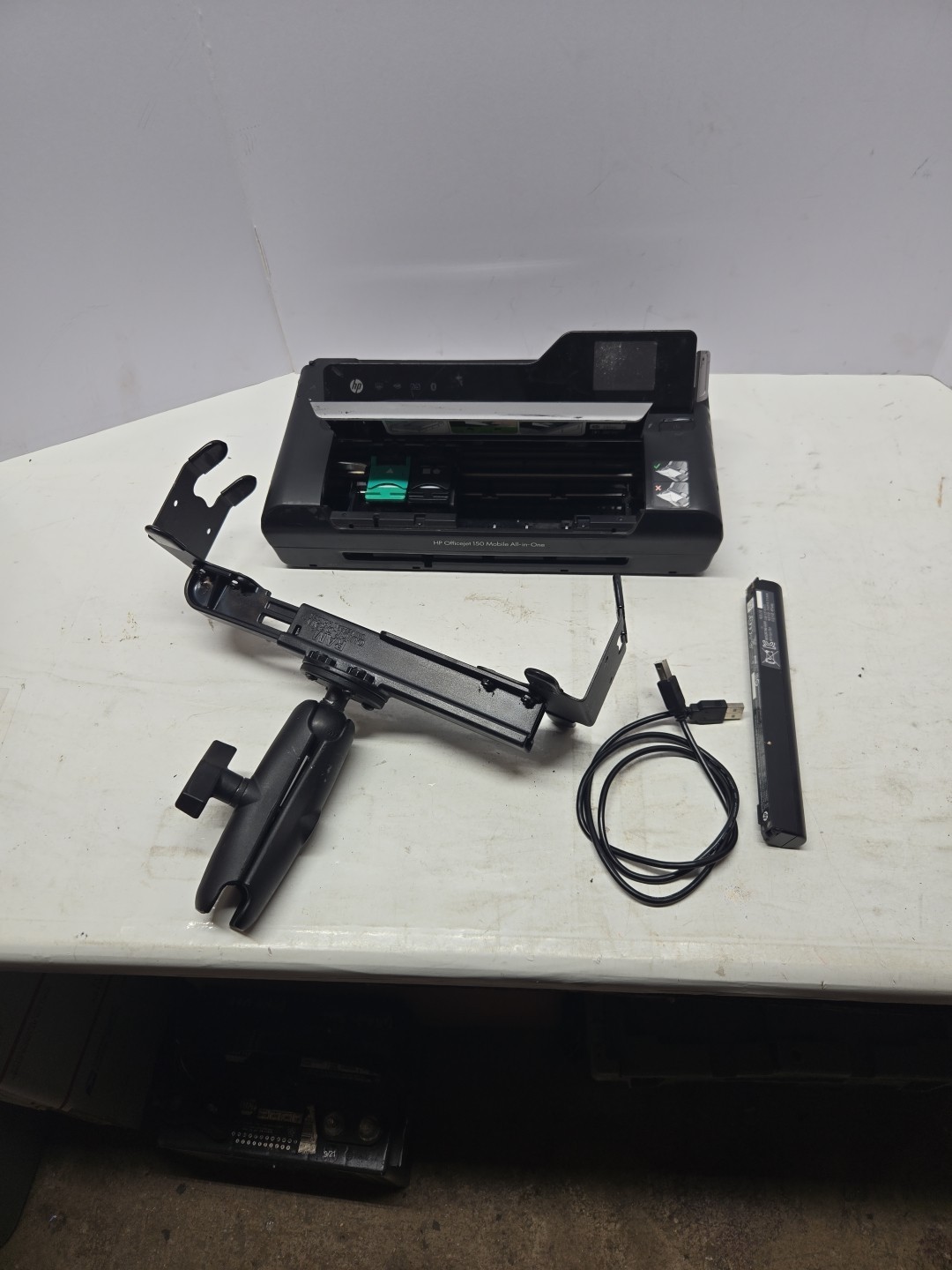 RAM-B-400U-C-VPR-104 RAM Quick-Draw Universal Holder HP Office Jet 150 Printer