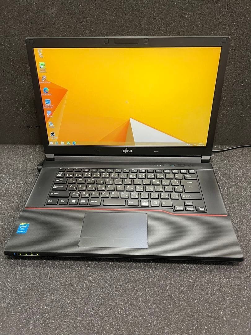 FUJITSU LIFEBOOK A574/K FMVA0800H Core i3-4100M 4GB RAM 320GB HDD DVD-RW