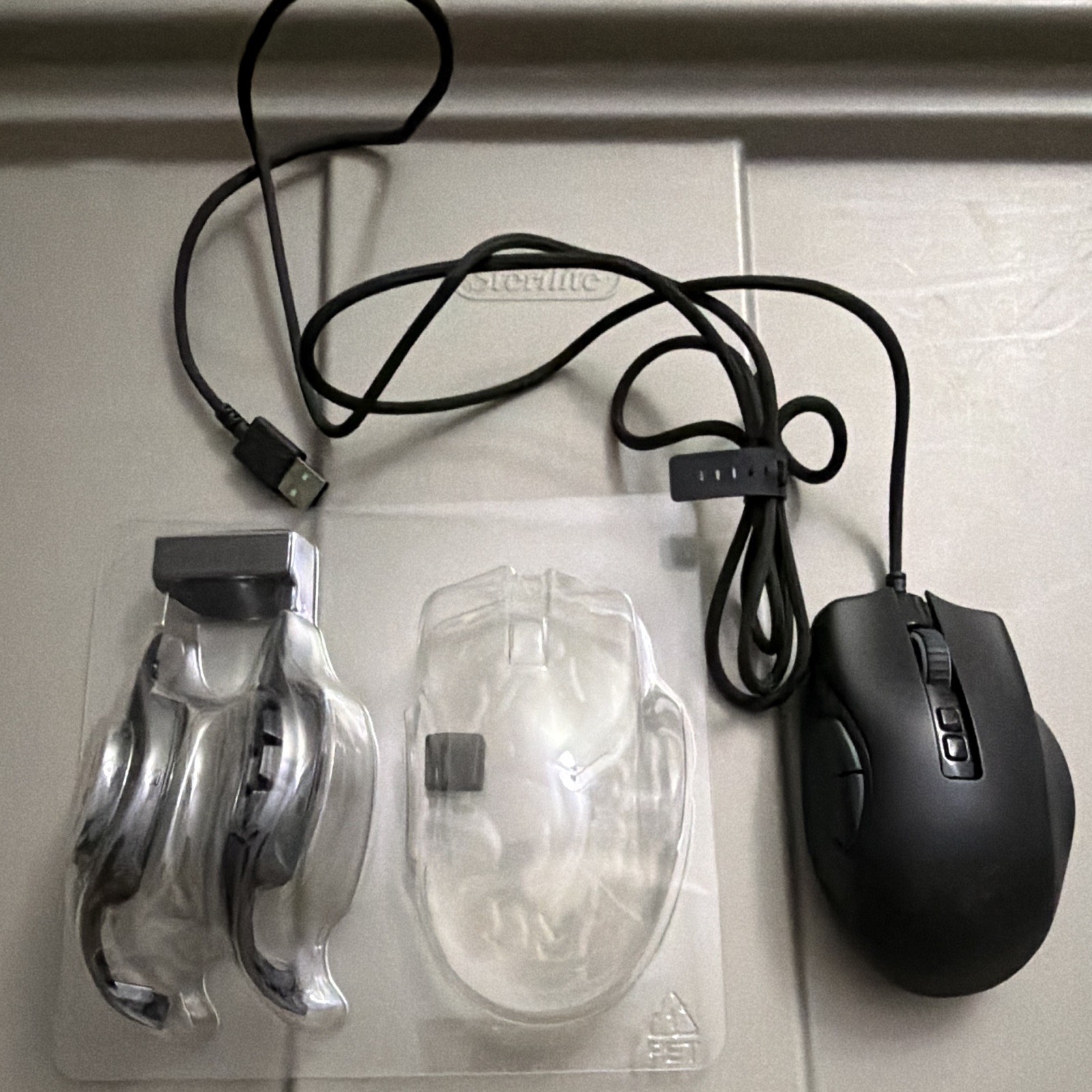 Razer Naga Pro Gaming Mouse With Original Accessories And Long Razer Black Mat