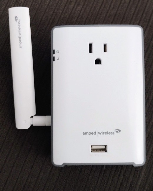 Amped Wireless REC22PG High-Power Plug-In AC1200 WiFi Range Extender