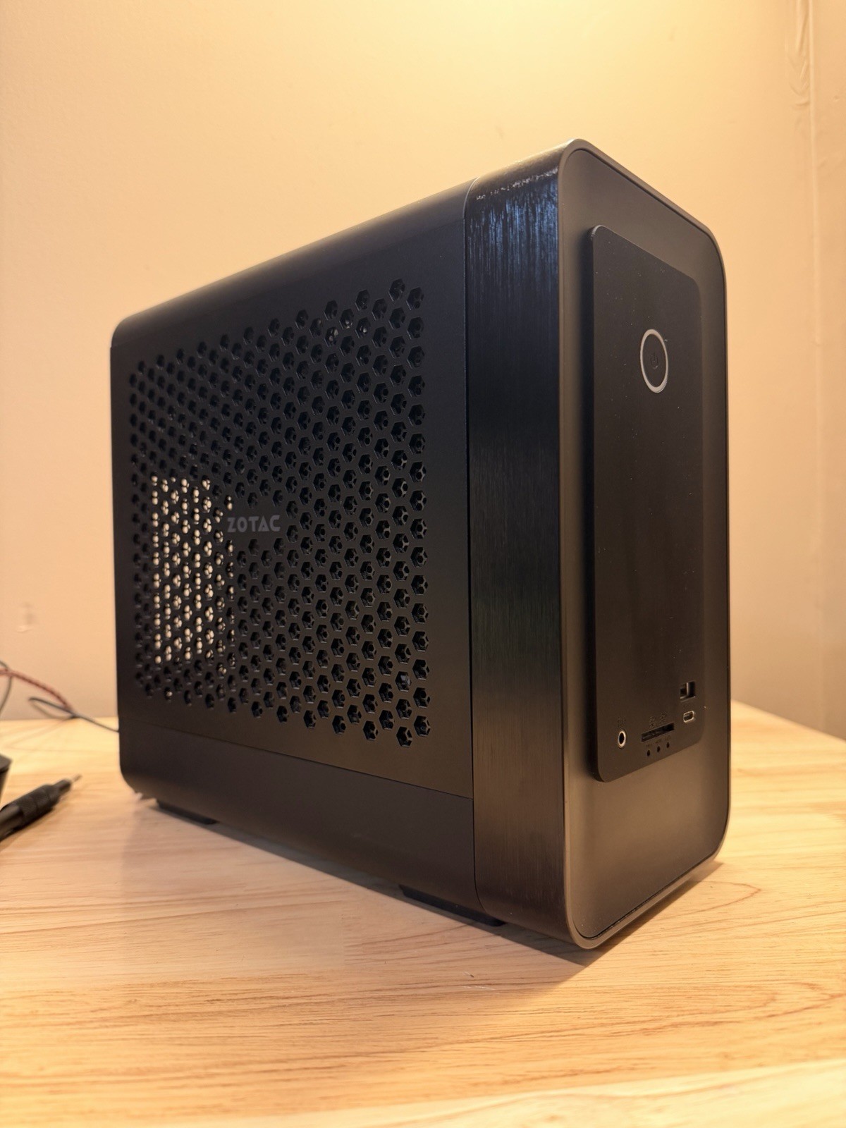Zotac Magnus One Mini PC | i7-10700 | 64GB RAM | 512GB NVME | Win11 | 500W PSU