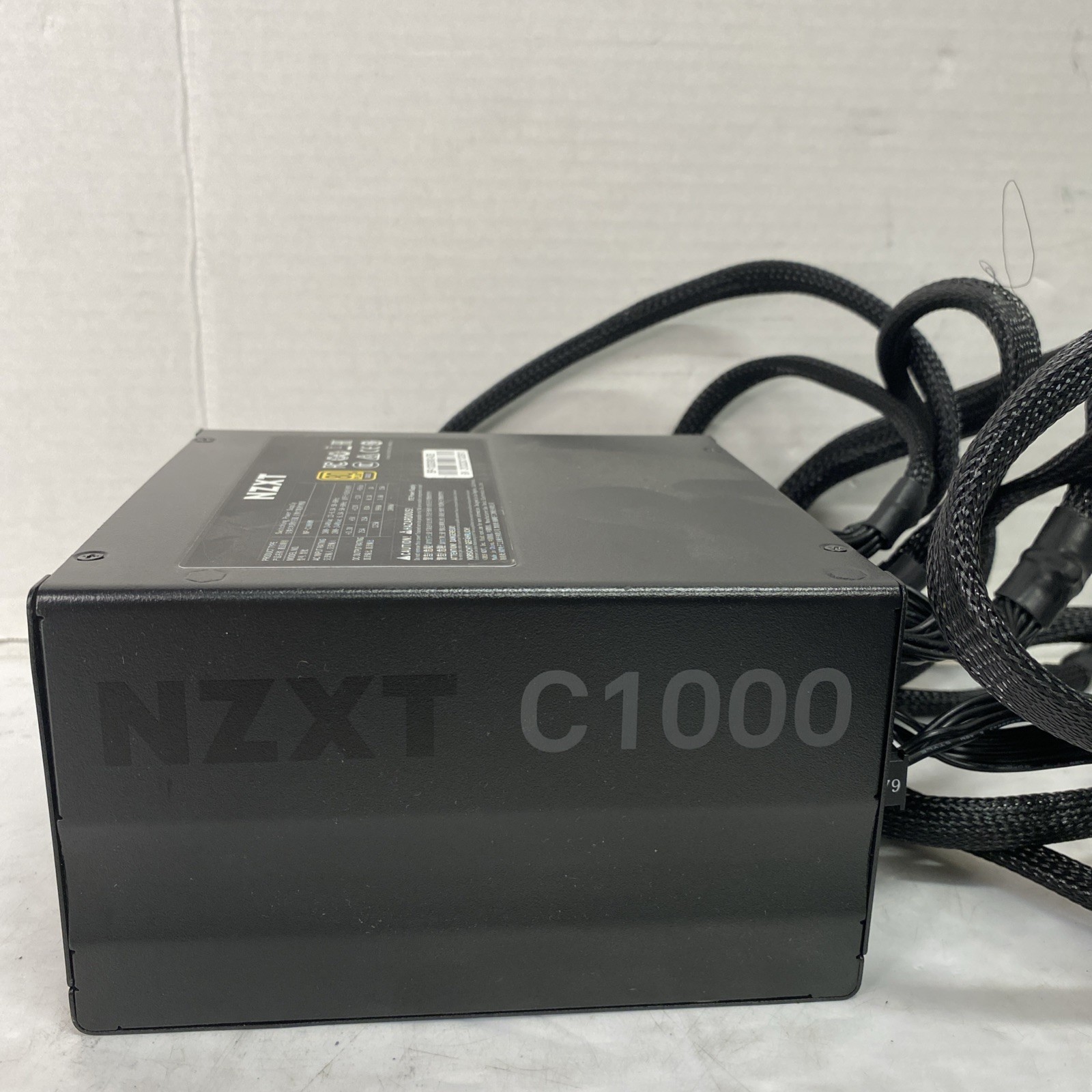 NZXT C1000 PA-0G1B 80 Plus Gold 1000W Fully Modular Power Supply