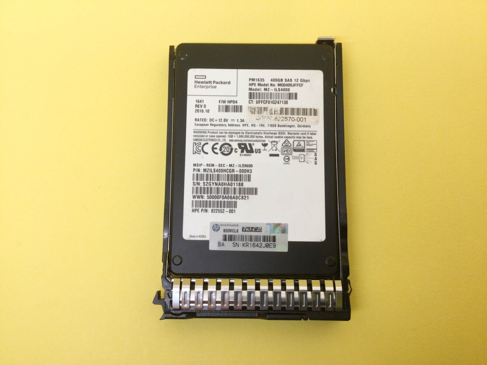 822555-B21 HPE 400GB SAS 12G MIXED USE SFF (2.5IN) SC SSD with Blank Tray