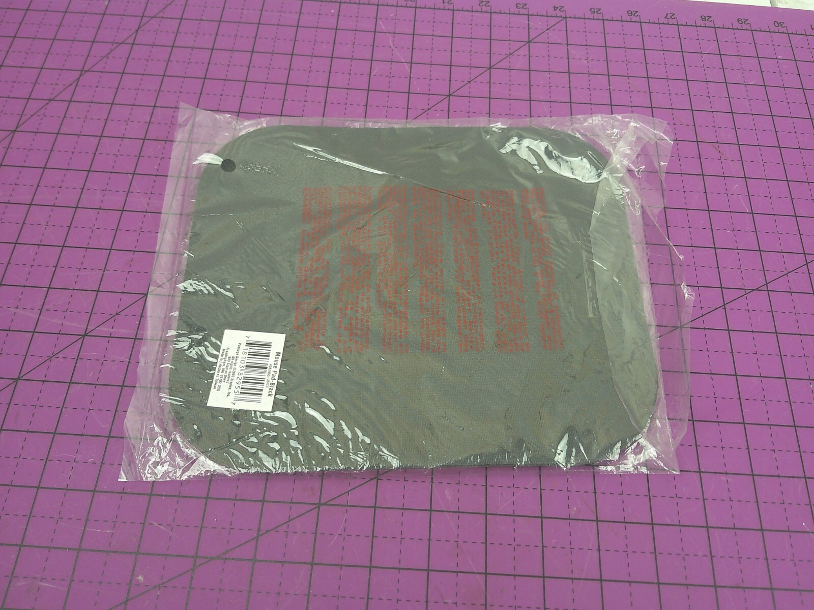 New Staples Mouse Pad Black 382955-CC