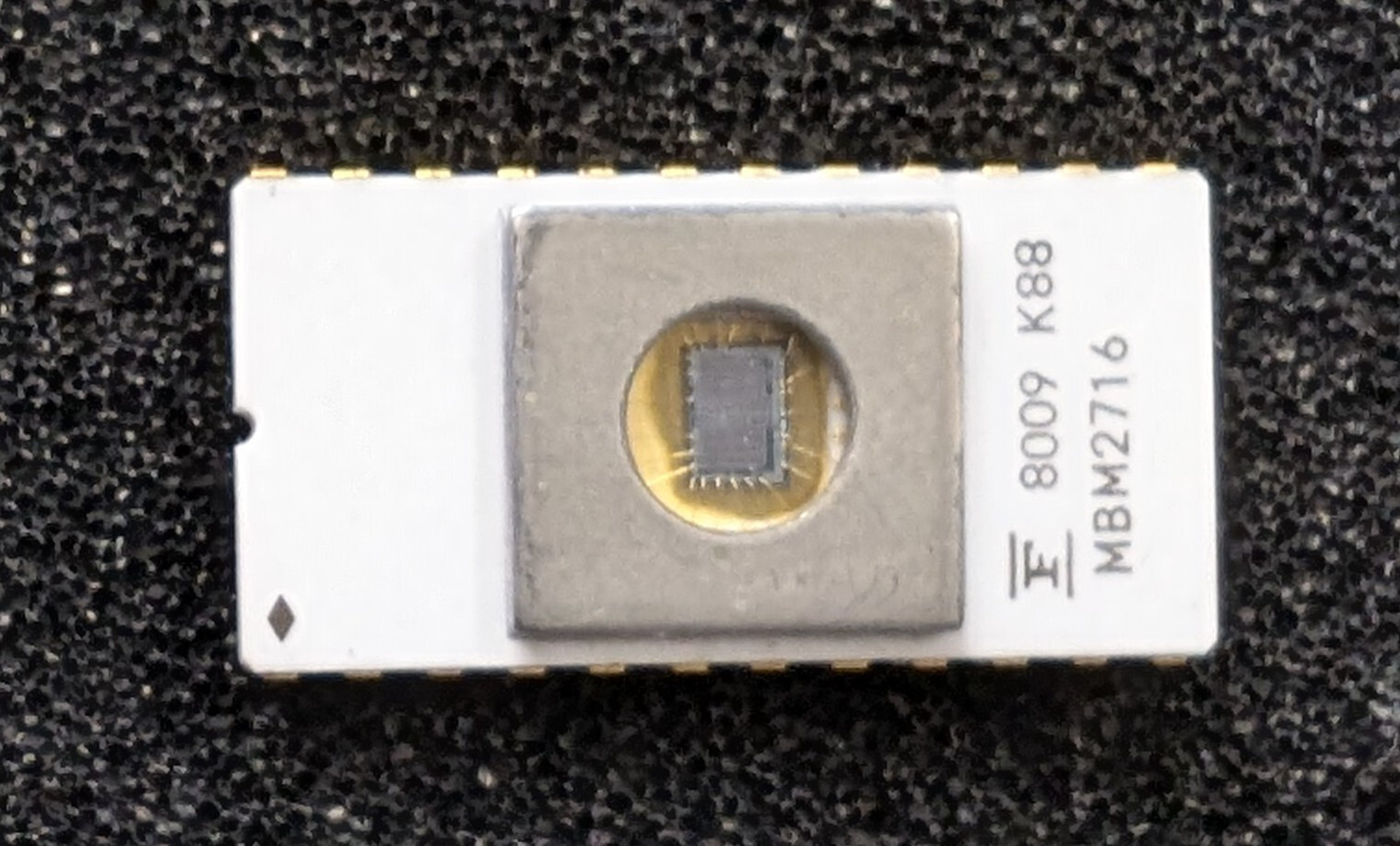 Fujitsu MBM2716