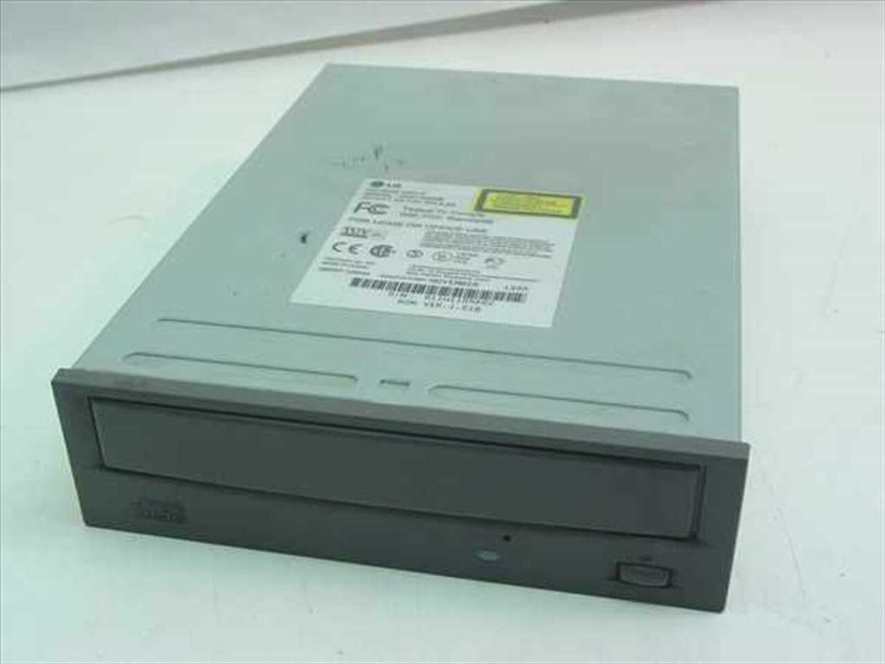 Compaq CRD-8402B 40x IDE Internal CD-ROM Drive - Gateway