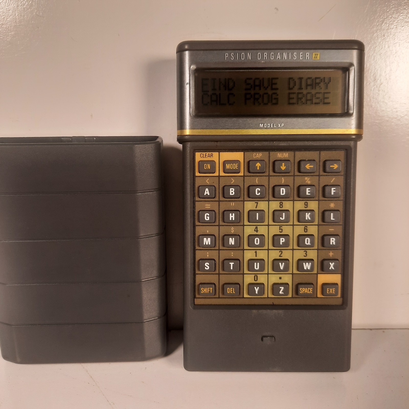 Vintage Psion Organiser II Model XP Pocket Computer - 32K Datapak Case - WORKING